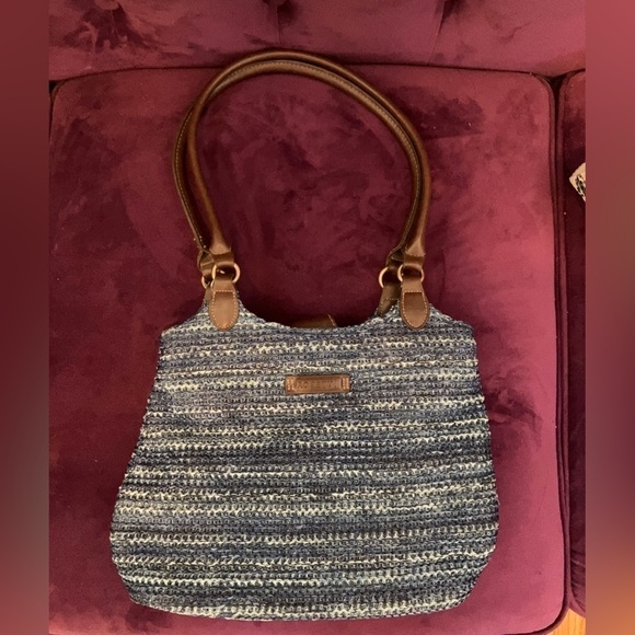 Rossetti handbag (new without tags) comes with coin purse! - Picture 3 of 3